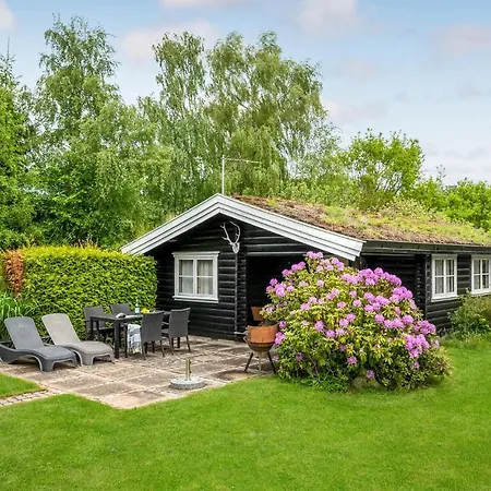 Two-Bedroom Holiday Home In Skibby * Skibby