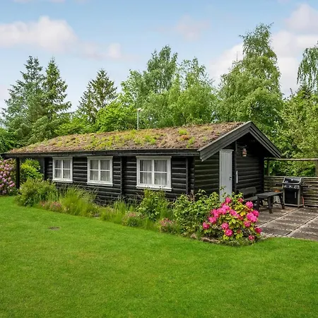 Two-Bedroom Holiday Home In Skibby 펜션